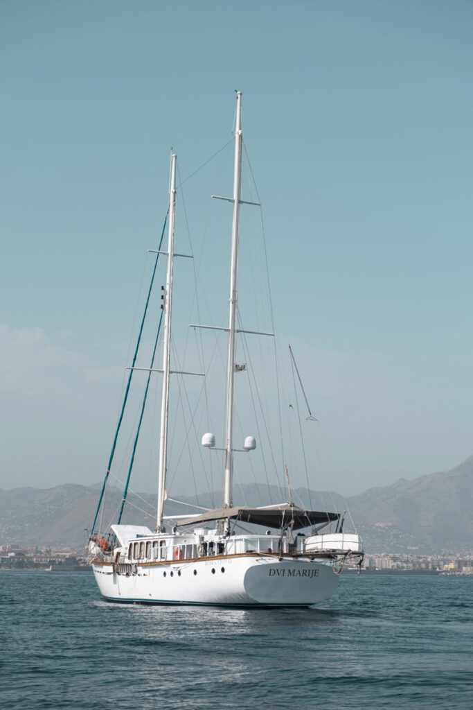 Sealifecharter-shooting-per-sito-web-Iride-Consulting® (2) shooting drone iride consulting caicchi